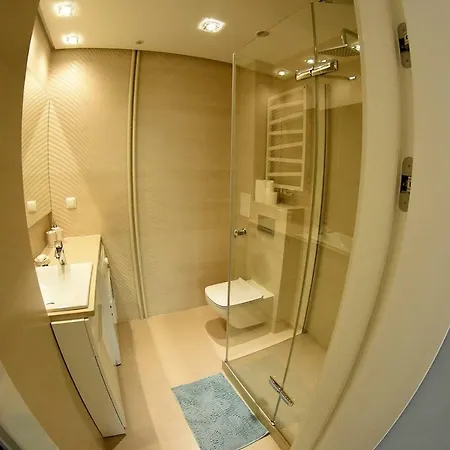 No.1 Apartment *
